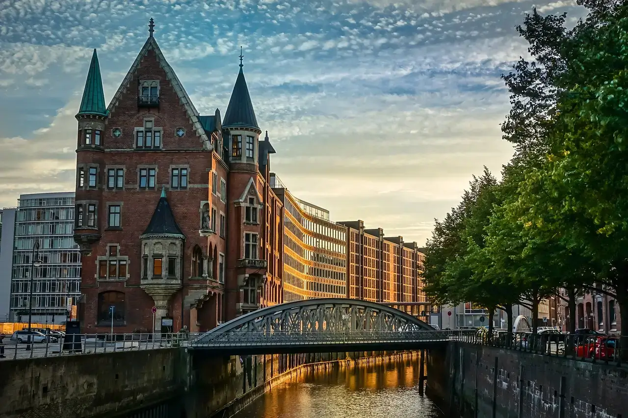 A Comprehensive Guide to Rent Office: Hamburg