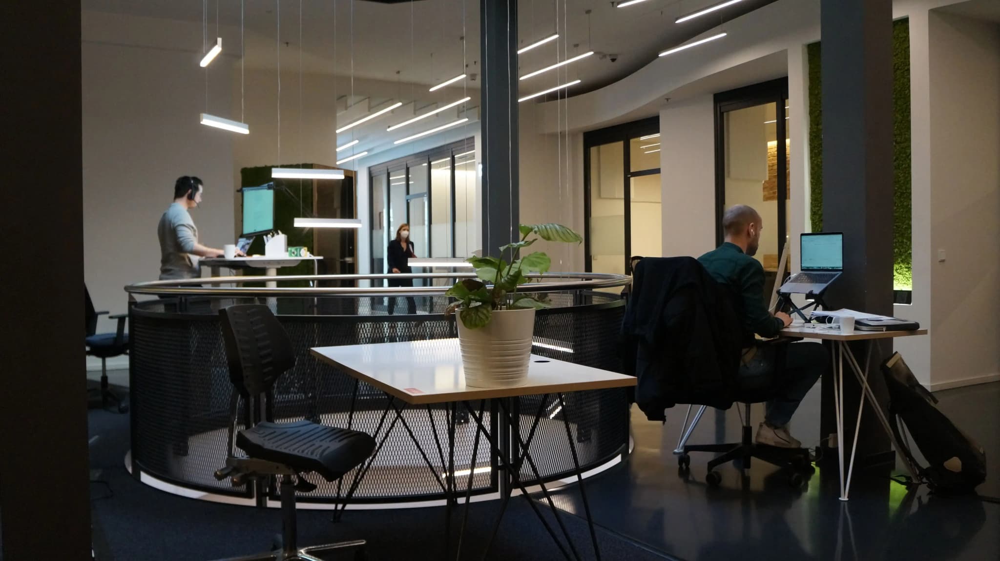 What to expect when working from a coworking space?