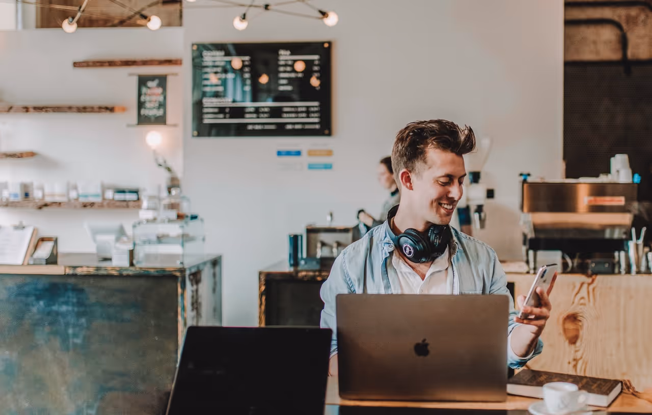 Top Coworking Cafes Berlin: Laptop-Friendly Work Cafes - Comprehensive Guide