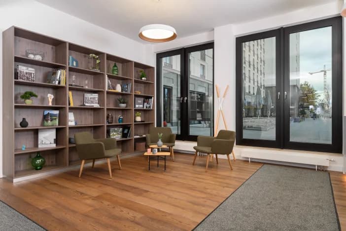 Regus Munich Moosacher Strasse interior photo 1