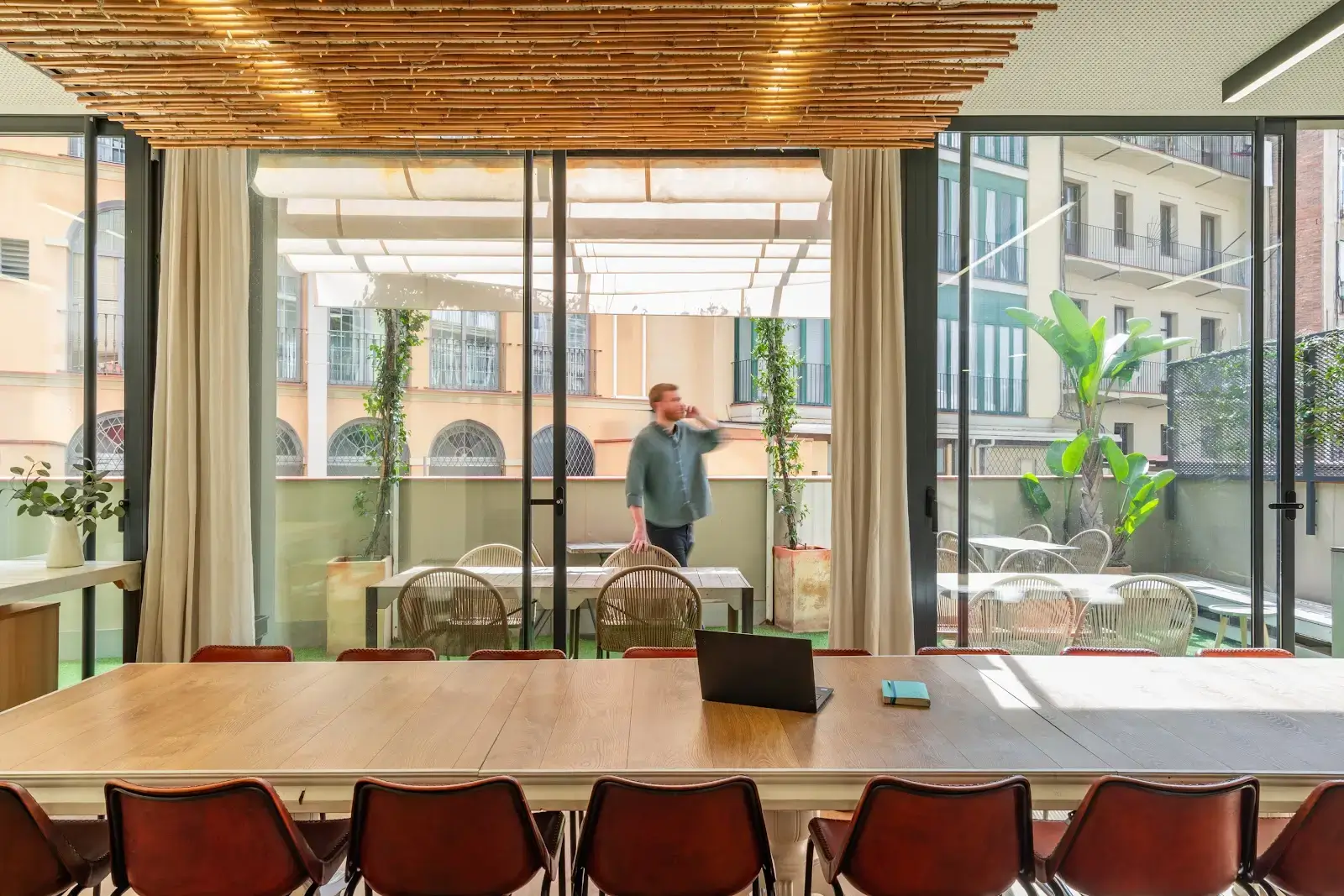 Utopicus Plaça Catalunya interior photo 1