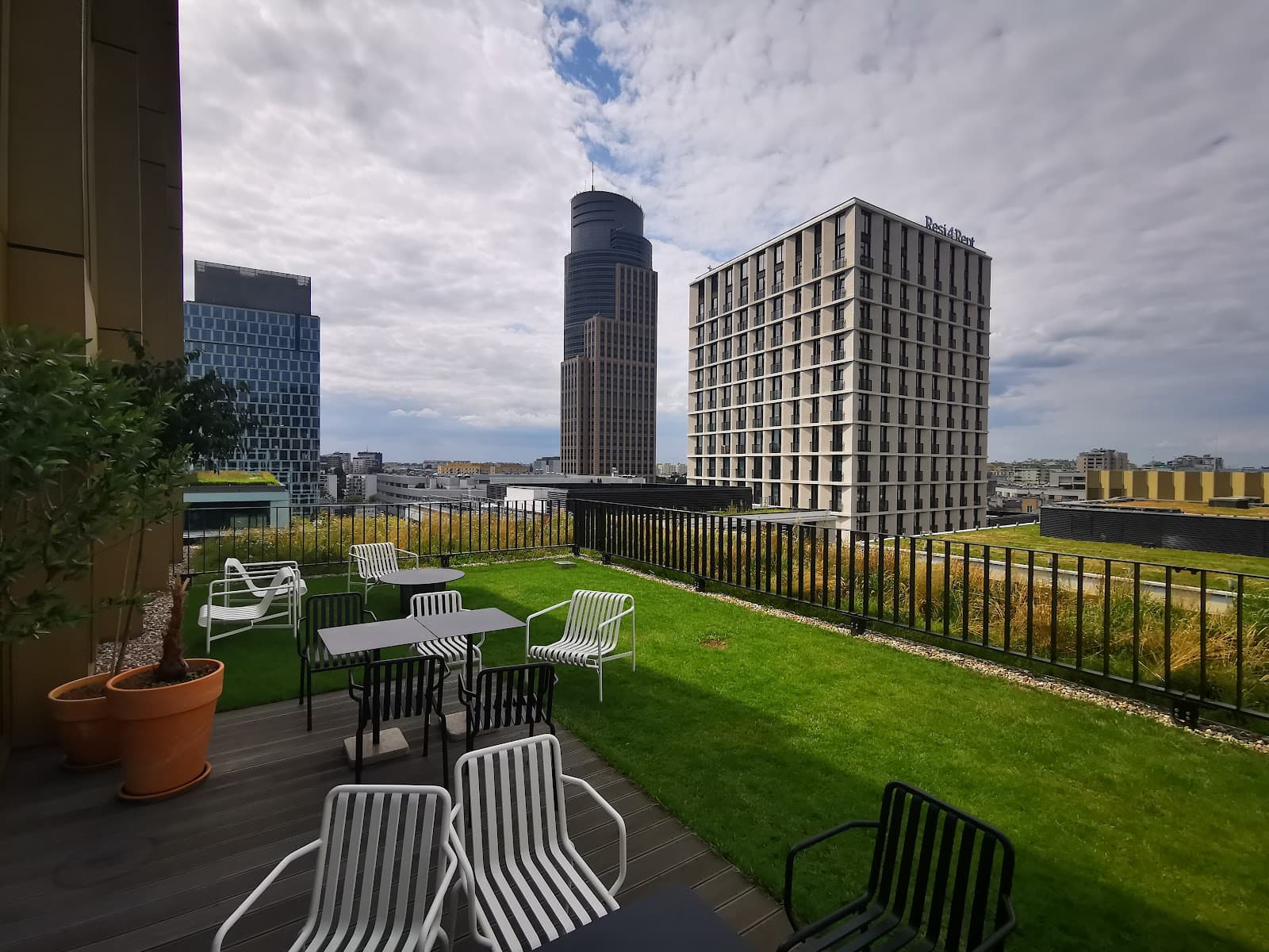 WeWork Grzybowska 62 Powierzchnia Biurowa i Coworking