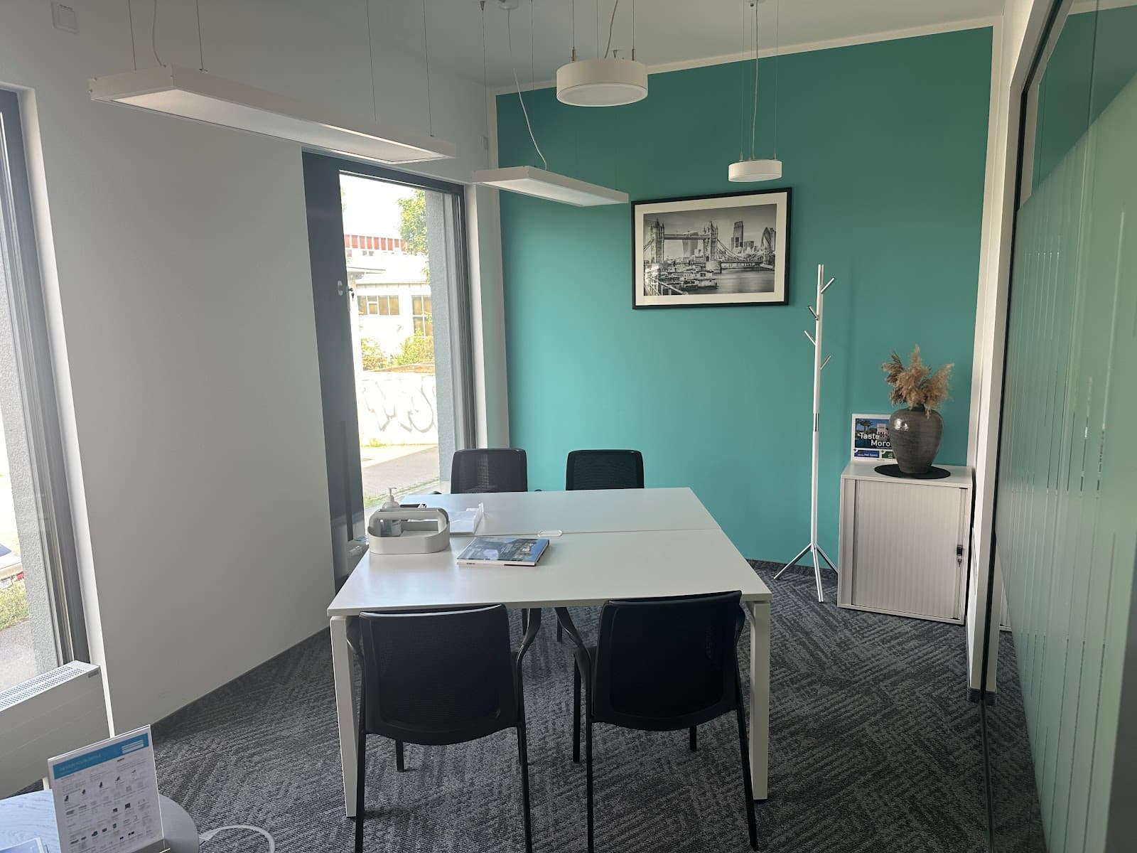 Regus Berlin Teltow interior photo 1