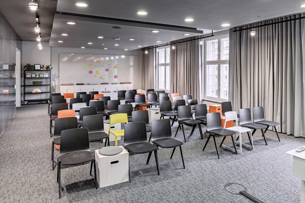 Design Offices Berlin Unter den Linden interior photo 1