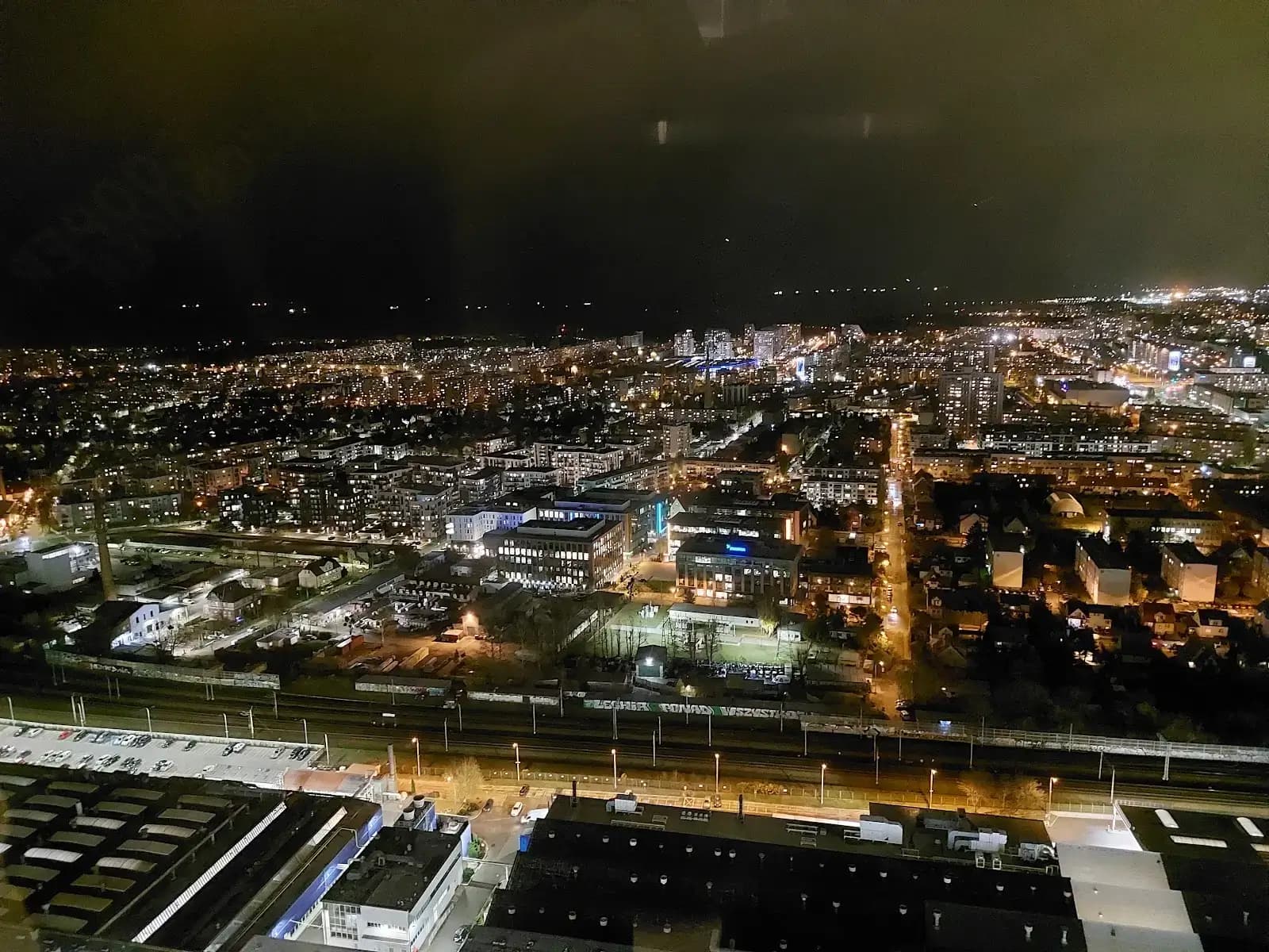 O4 Star interior photo 1