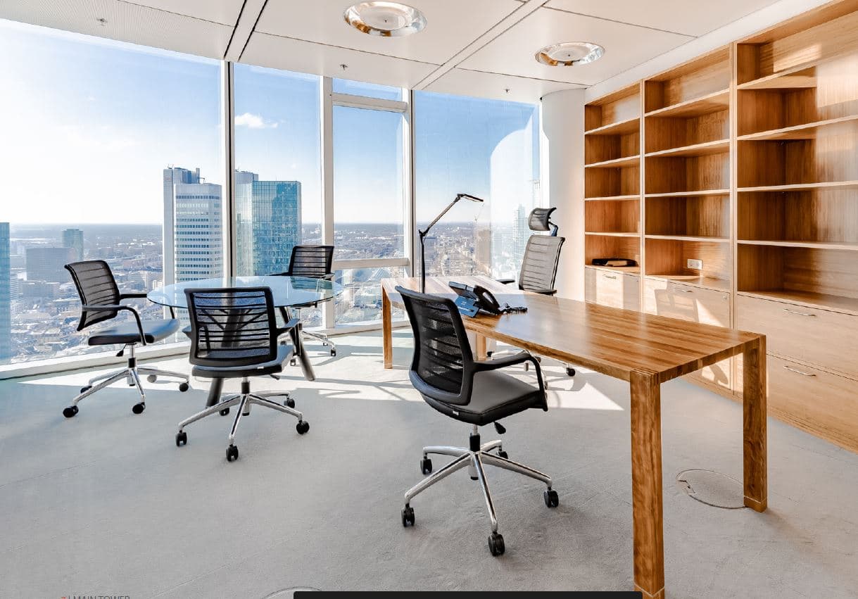 K-1 BusinessClub Main Tower interior photo 3