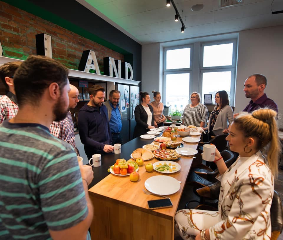 Dynamic Day Pass in Łódź's Co:Spot Office with Premium Amenities interior photo 5
