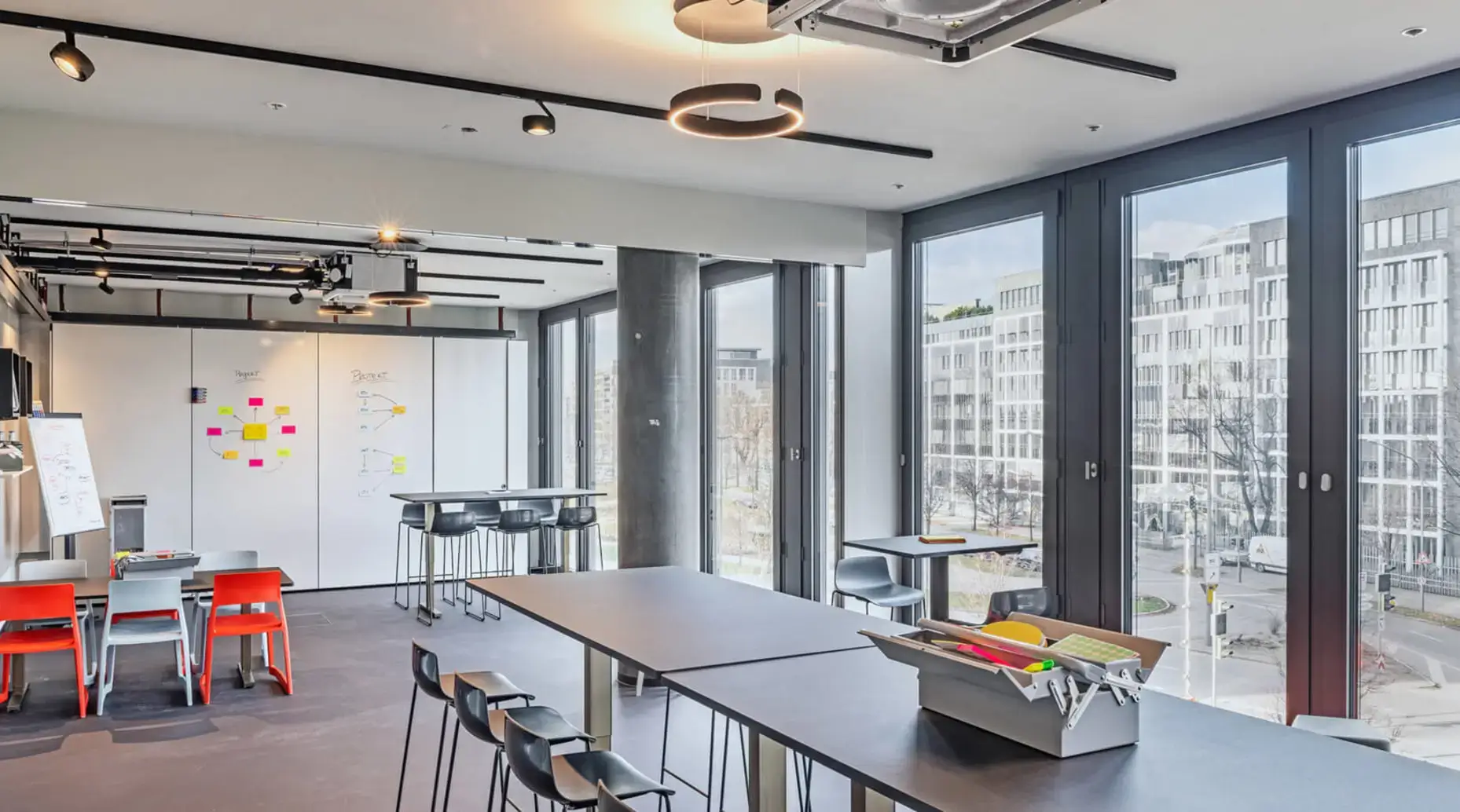 Design Offices München Bogenhausen interior photo 4