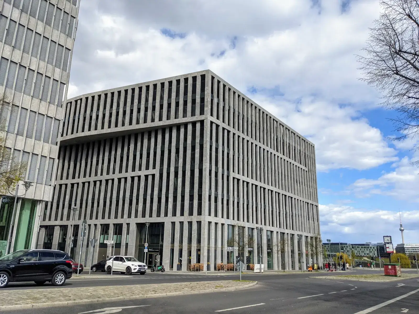 Regus Berlin Am Kanzleramt interior photo 8