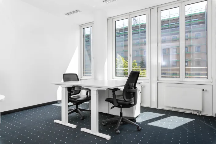 Regus Munich Maximilianstrasse 35a interior photo 3