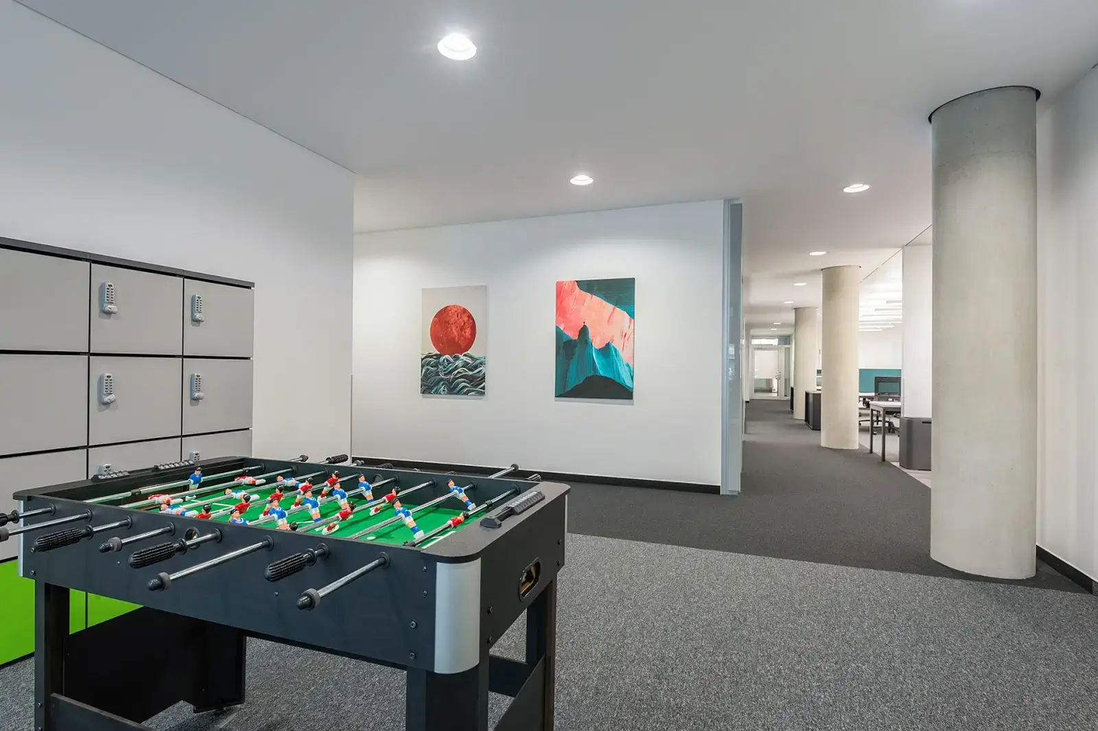 Rivvers Coworking Frankfurt Gallus interior photo 8