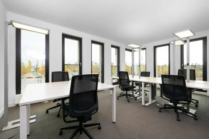 Regus Munich Moosacher Strasse interior photo 7