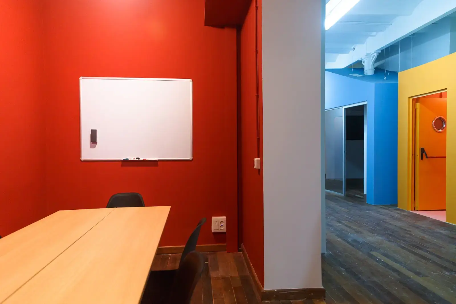 CREC Coworking Eixample interior photo 8