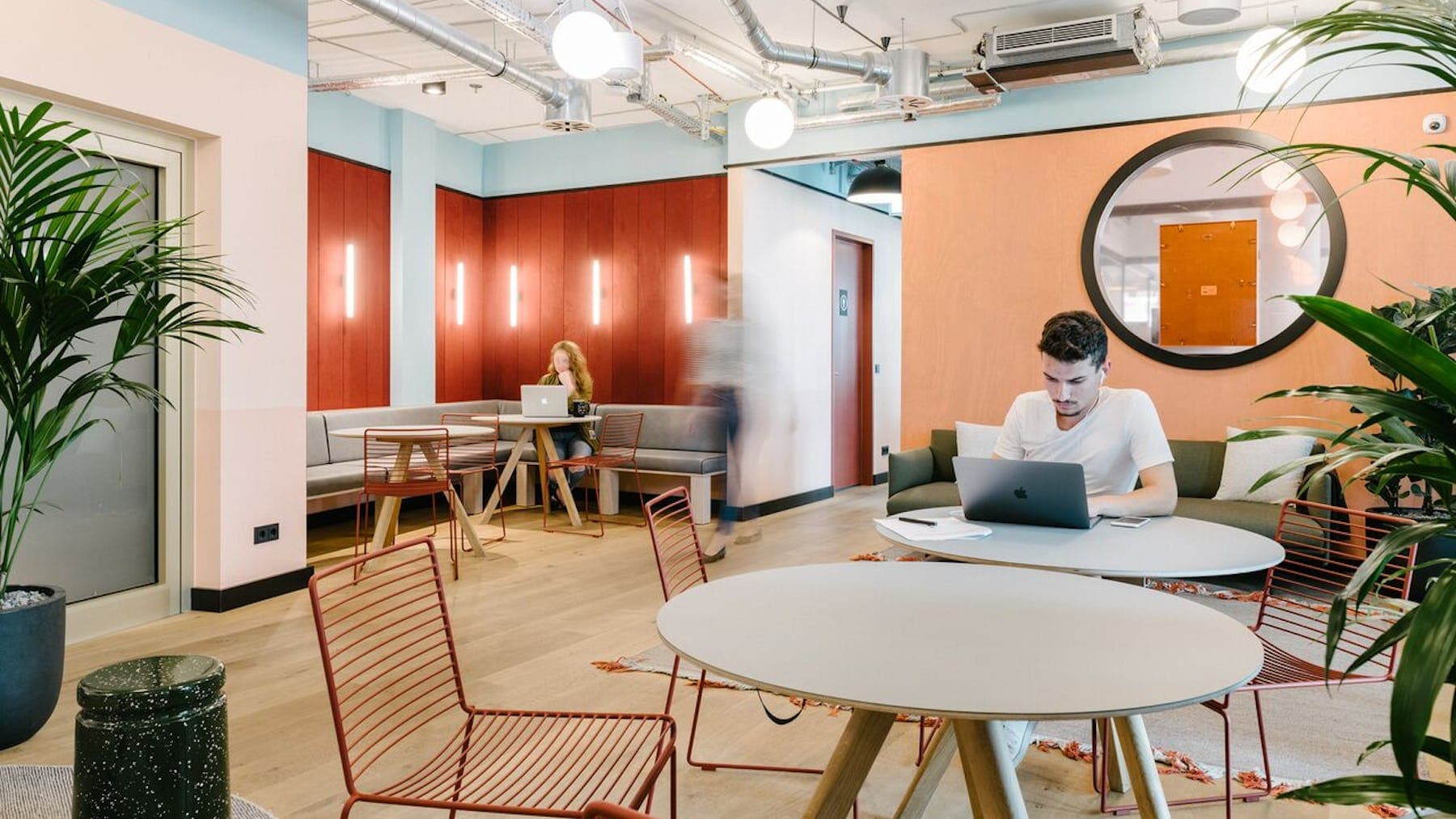 WeWork Kudamm interior photo 3