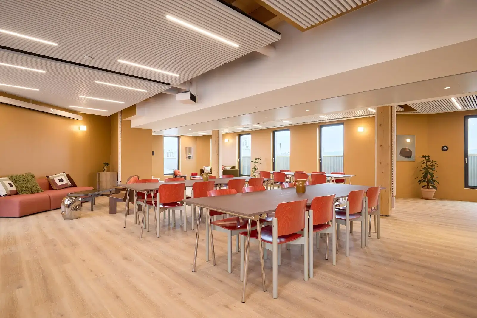 Morning, Boulogne interior photo 2