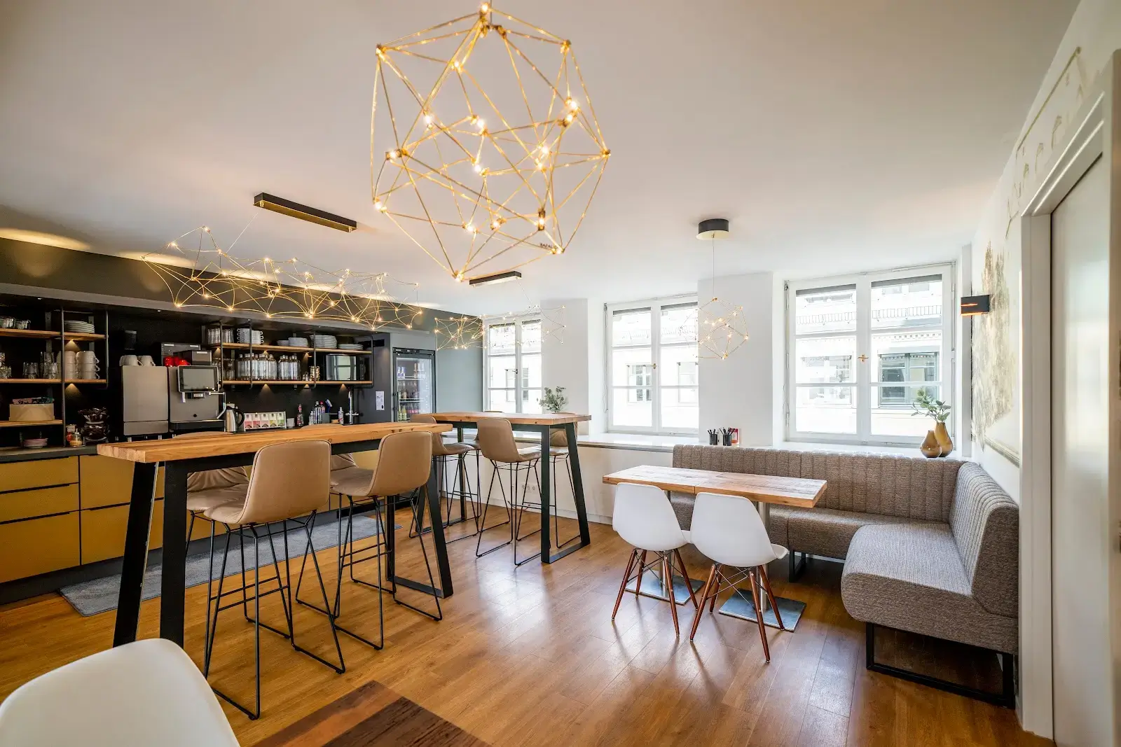 Satellite Office München Ludwigstraße interior photo 4