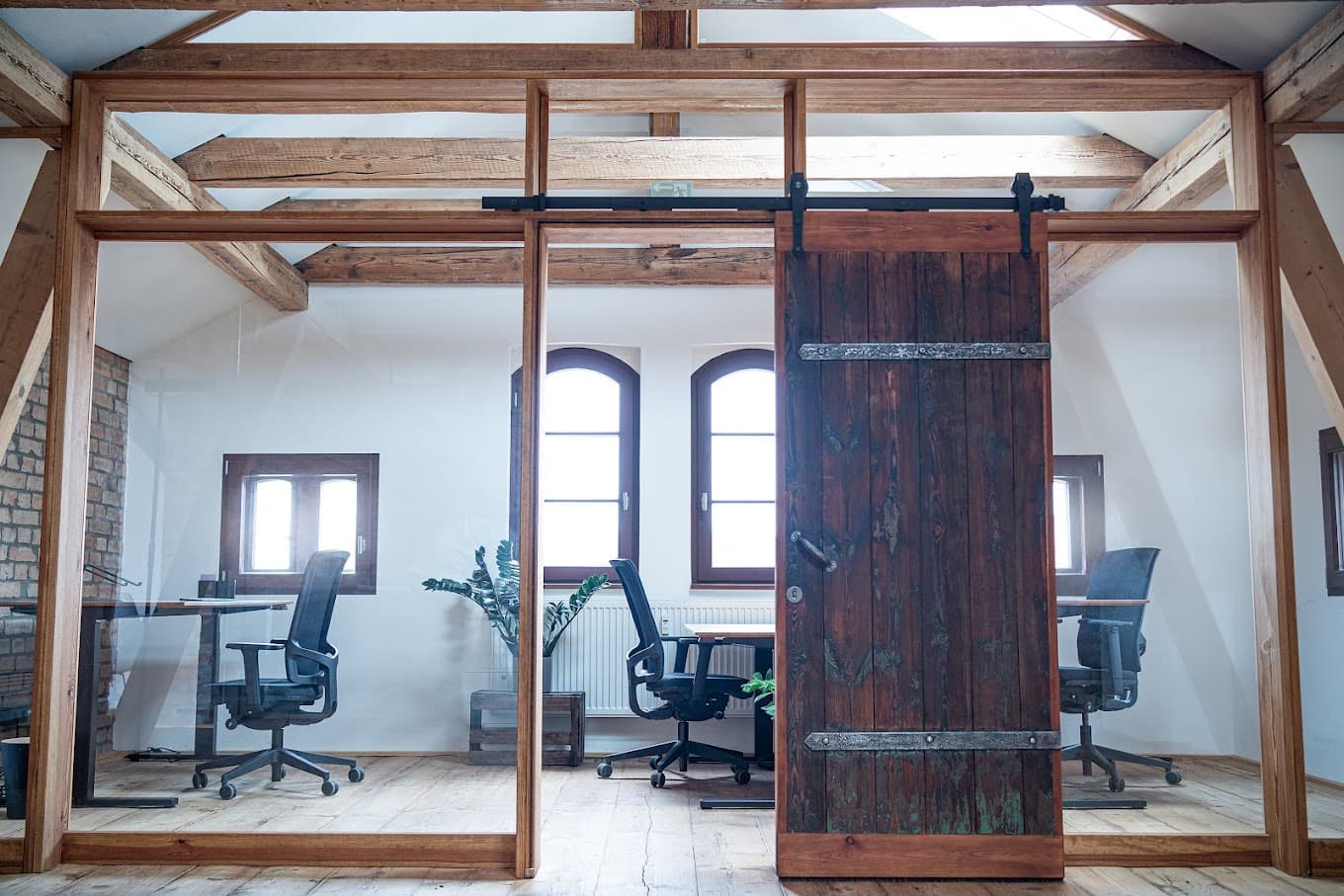 Simple Space Coworking interior photo 5