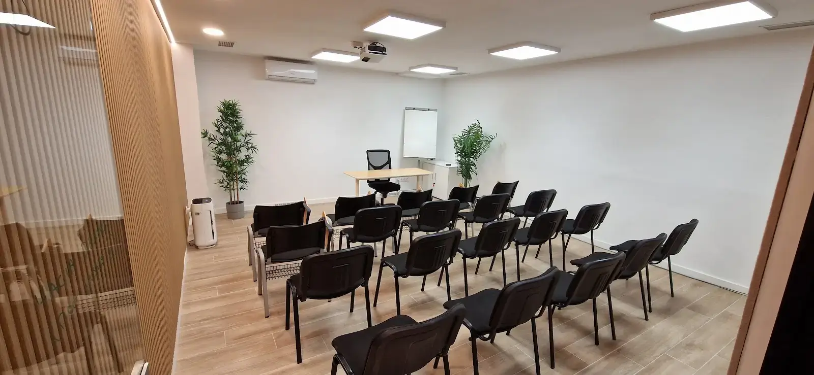 Nexus Coworking & Salas de reuniones en Barcelona interior photo 8