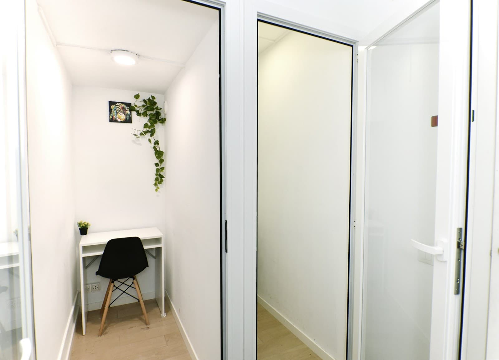 Coworking Sant Antoni Barcelona interior photo 7