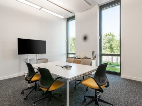 Regus Offenbach Kaiserlei interior photo 8