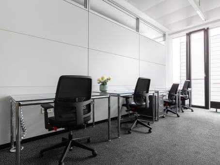 Regus München Staatsoper interior photo 6