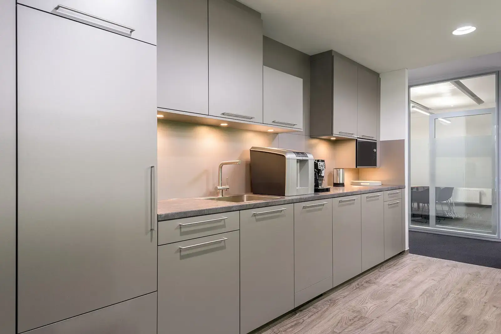 Rivvers Coworking Frankfurt Gallus interior photo 4