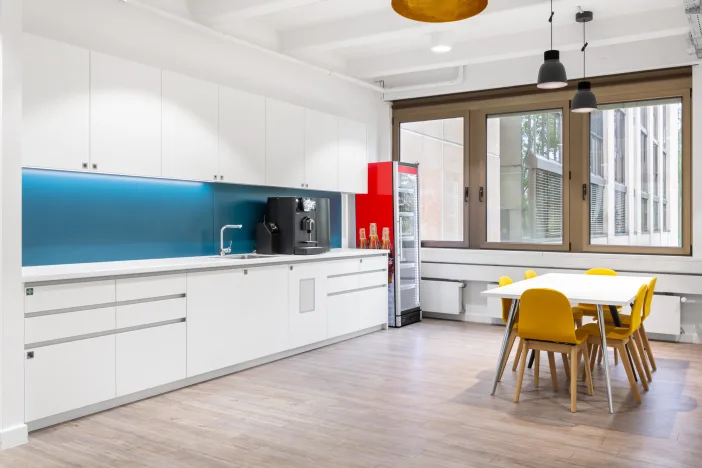 Regus Munich Peak interior photo 6