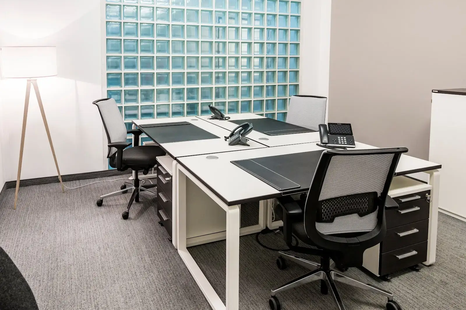 Satellite Office München Hopfenpost interior photo 4