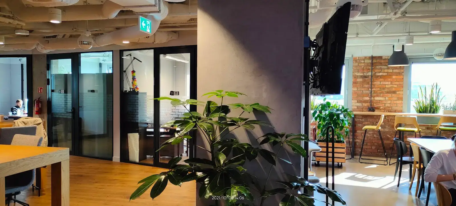 Brain Embassy Konstruktorska interior photo 3